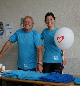 Karine la receveuse et Norbert son donneur sur le stand de Swisstransplannt (photo K.Moix)